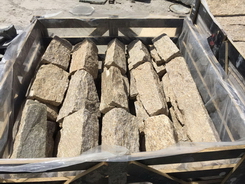 yellow quartzite wall stone corner packing